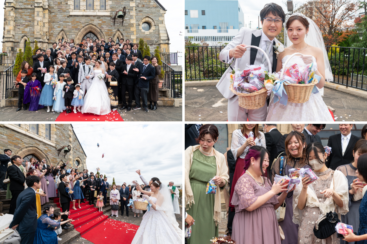 チャペルの前で集合写真