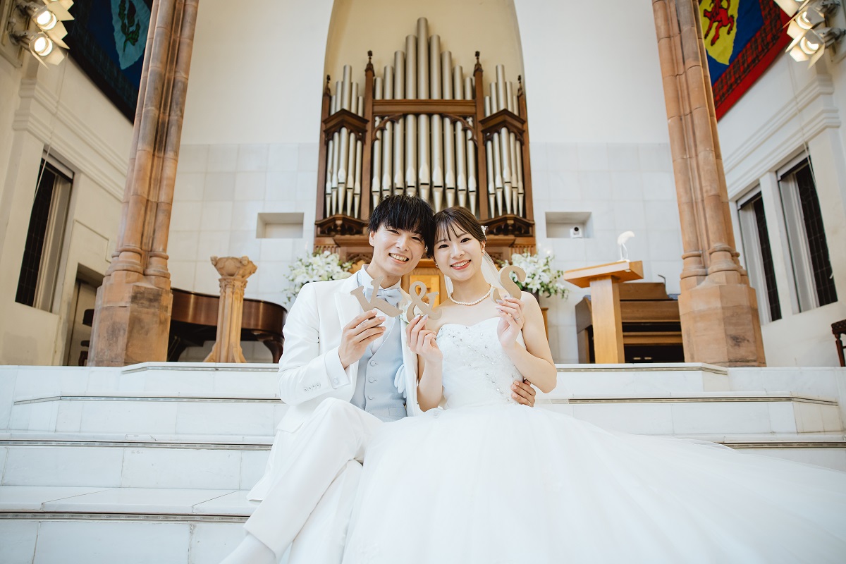 イニシャルのアルファベットを持つ新郎新婦